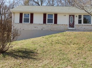 732 Kenyon Rd, Vinton, VA 24179