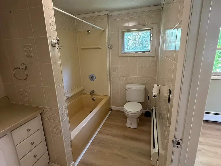 48 Washington St #1 — Photo 8