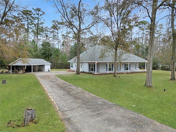 3rd image of 24379 Cane Bayou Ln
