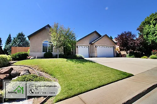 2052 Hedgerow Ave Photo 1 2052 Hedgerow Ave Photo 1