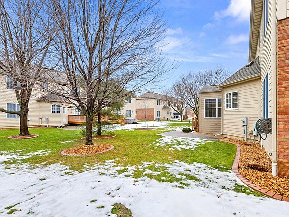4th image of 718 Thornridge Dr