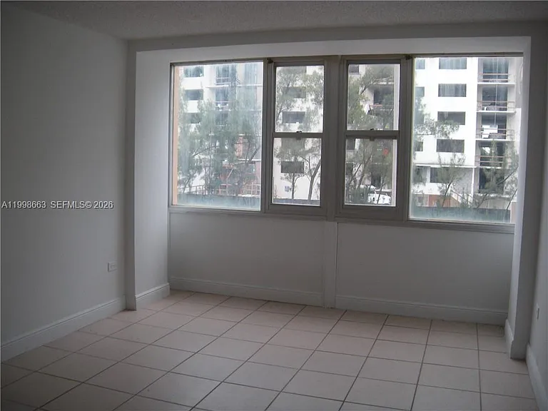 7545 E Treasure Dr #2K — Photo 19