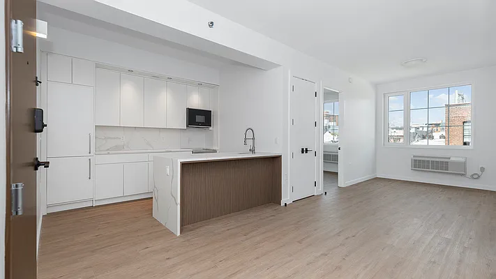 Rented by Nooklyn NYC LLC | media 41