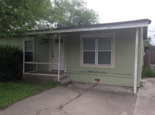 308 Tickle Dr, Alice, TX 78332