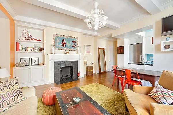 Sold by Town Residential | media 19