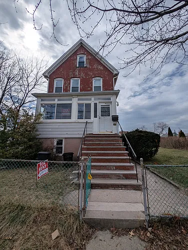 532 Fern Ave #2 Photo 1