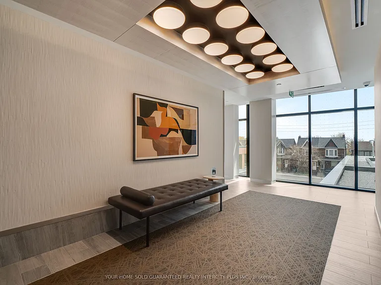 858 Dupont St #717 — Photo 33