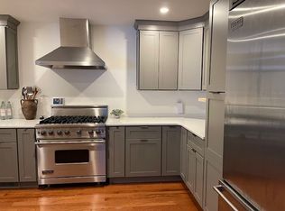 144 Swan Ln, Poughkeepsie, NY 12603