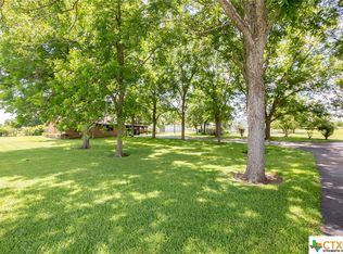 2842 Fm 1685, Victoria, TX 77905