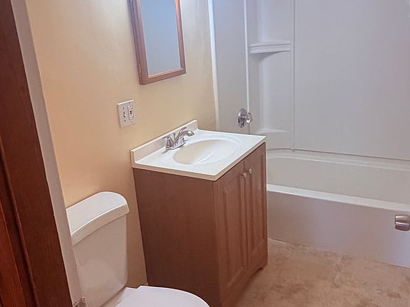 4th image of 12-14 Michigan Ave #2