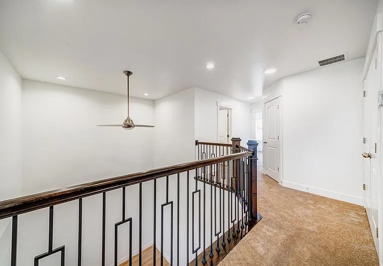 3904 W Hardman Way #NEXT TO LAUNDRY — Photo 10