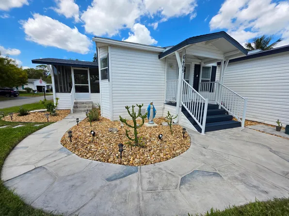 6469 Cypress Lane, Lantana, FL 33462