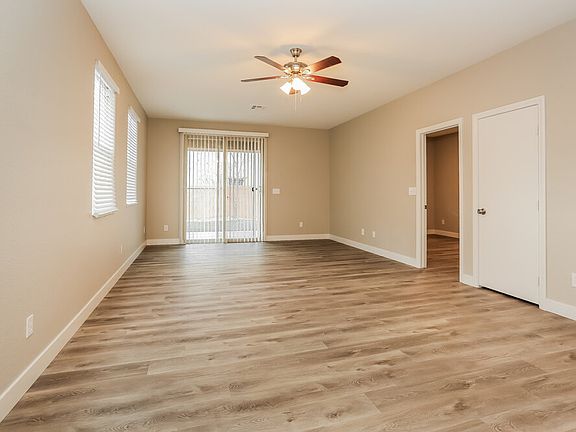 5th image of 10809 Beach House Ave