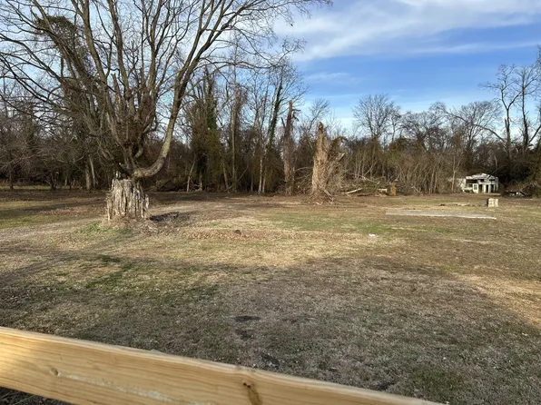 850 E 21st St, Hopkinsville, KY 42240