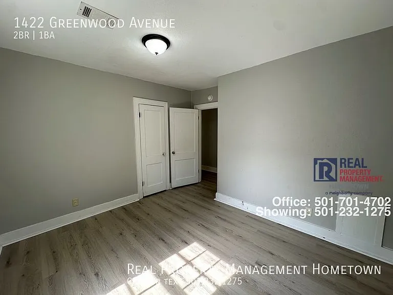 1422 Greenwood Ave — Photo 10