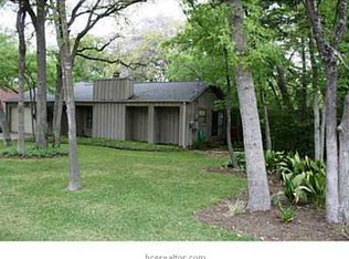 3211 Turtle Grv, Bryan, TX 77807