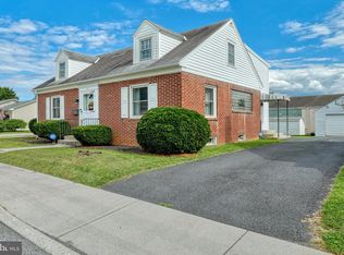 369 Lumber St, Littlestown, PA 17340