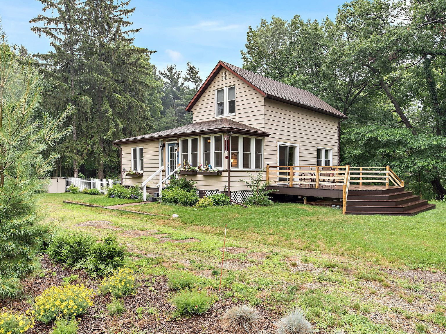 2811 Lakeshore Dr, Saint Joseph, MI 49085 Zillow