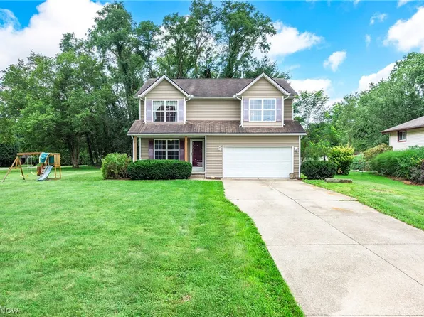 25273 Briarwood Ln, Columbia Station, OH 44028