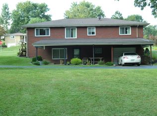 55 Meadow Ln, Uniontown, PA