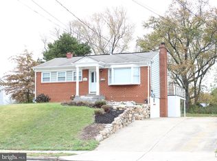 2013 York Dr, Woodbridge, VA 22191