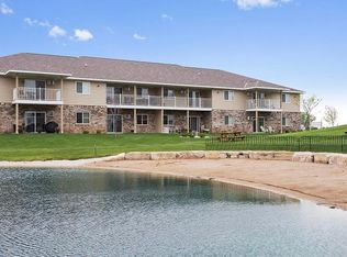 W6389 Sonny Dr APT 7, Menasha, WI 54952