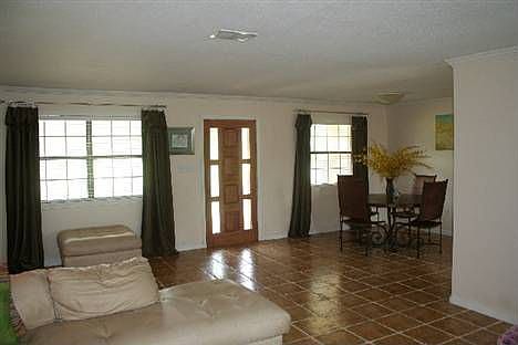 3rd image of 1700 SE Hammerly St