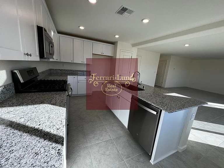 8948 Wolf River Dr — Photo 5