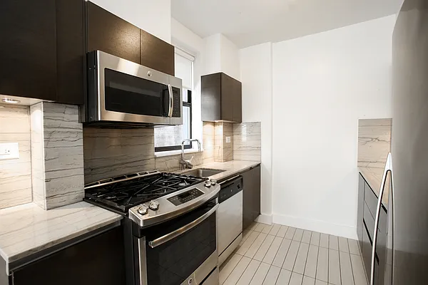 Rented by Stonehenge NYC LLC | media 6