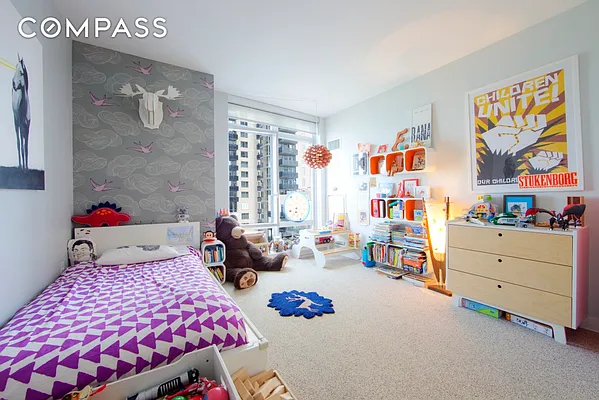 Rented by Compass | media 47