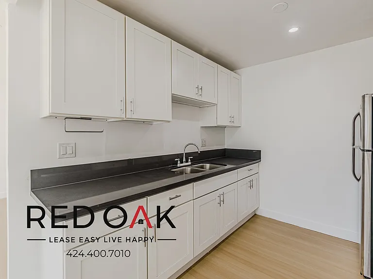 126 N Catalina St #3 — Photo 9