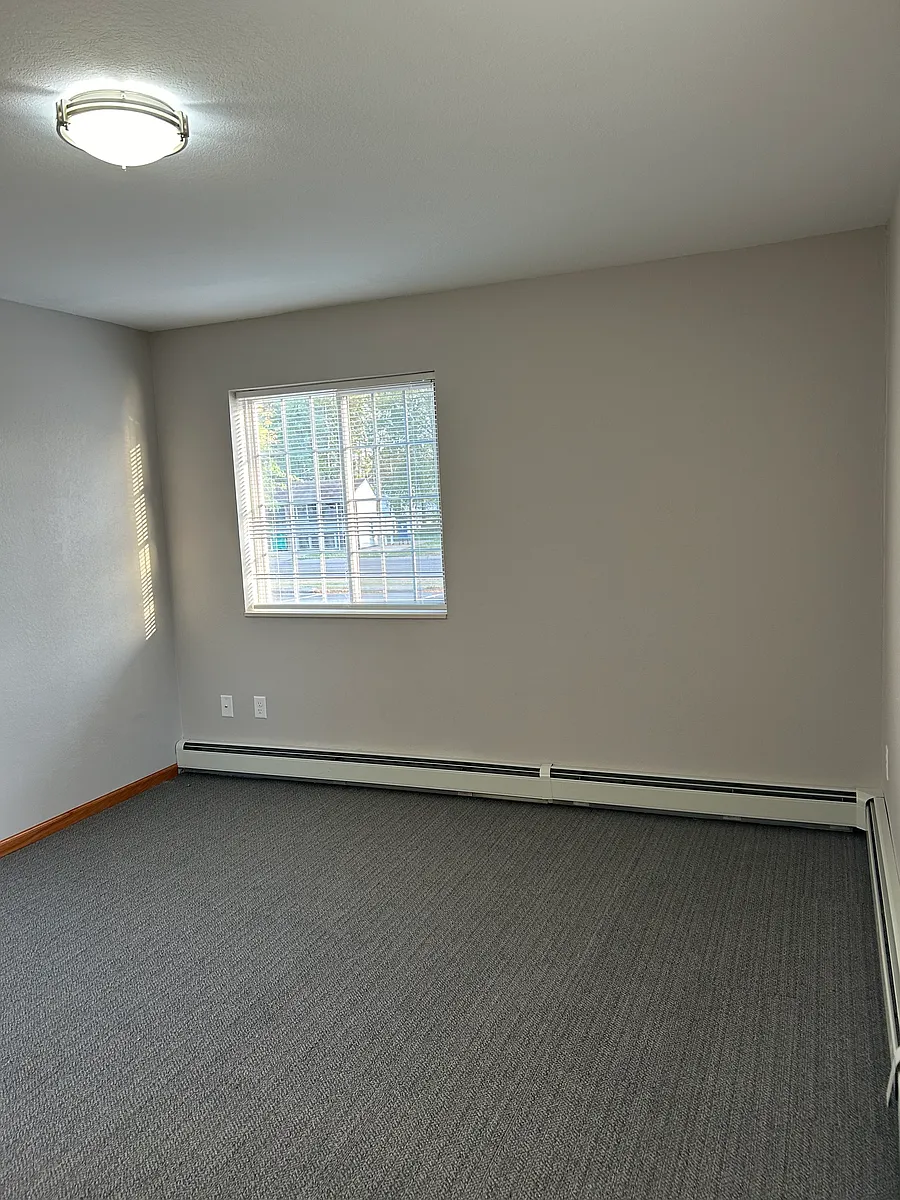 Building Photo - 3000 Galahad Ln #5