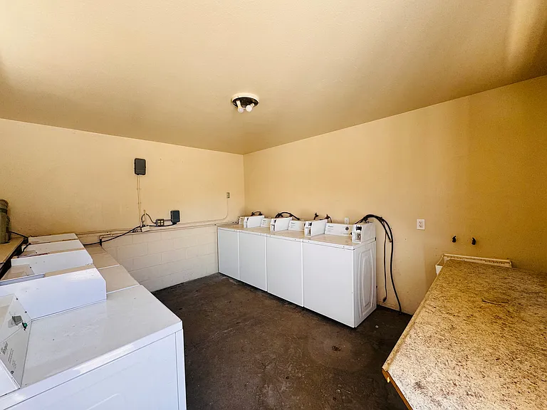 213 N 3rd St #13 — Photo 11