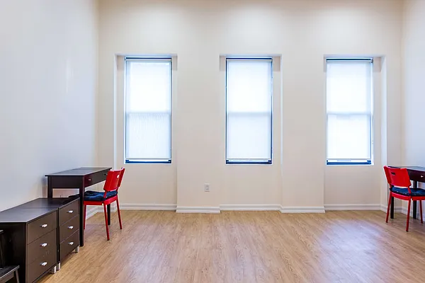 Rented by Smart City Real Estate LLC | media 27