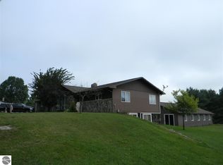 2662 Campbell Rd, Rose City, MI 48654