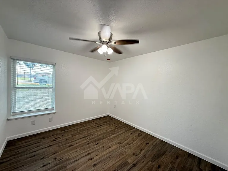 12400 Welcome Dr — Photo 14