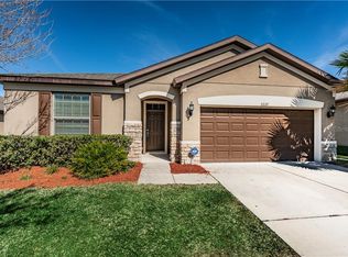 2227 Landside Dr, Valrico, FL 33594