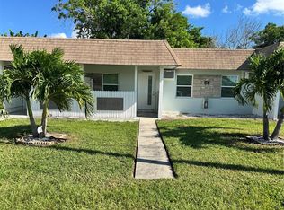 56 B St APT 2, Madeira Beach, FL 33708