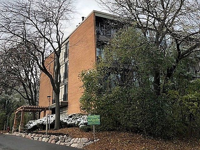 1st image of 5830 Oakwood Dr APT 1C