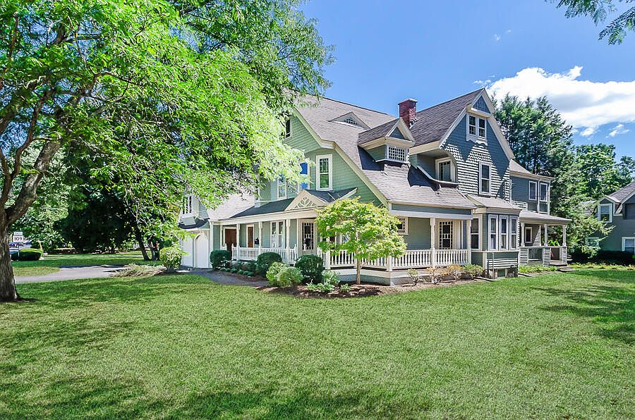 420 Main Street, Medfield, Ma 02052 