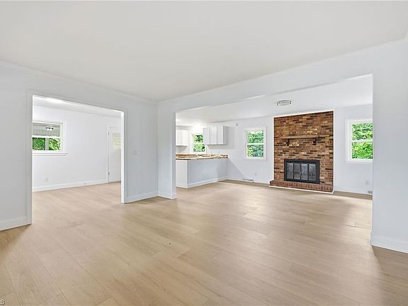2nd image of 1078 River Rd