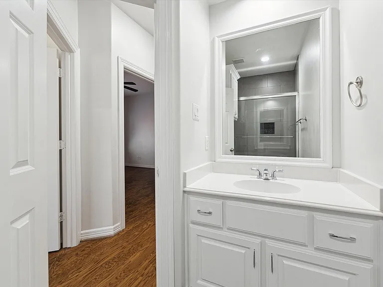 13639 Brookbluff Ln — Photo 20