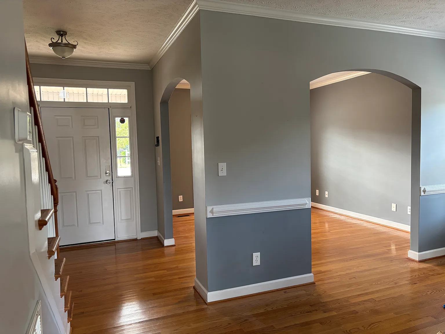 4 bed, 2.5 bath, 2970 sqft, $2,000 — Photo 3