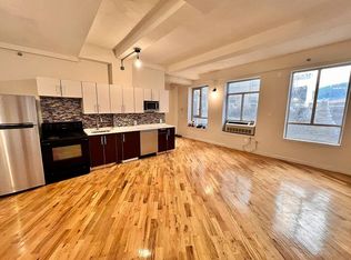 29-28 41st Ave #211, Long Island City, NY 11101