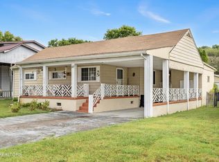 117 Lee Dr, Lenoir City, TN 37771