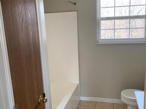 4th image of 2688 Berwood Ln