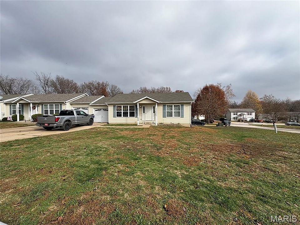 1st image of 108 Grand Central Dr