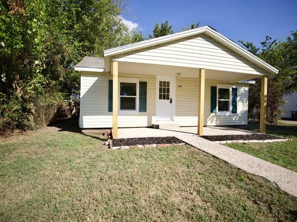 509 S Broadway St, Grove, OK 74344