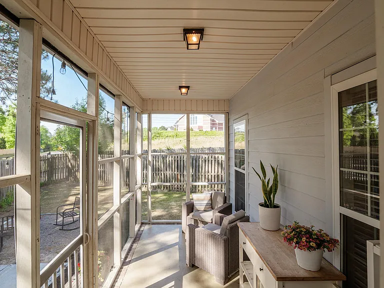 726 Bonnie Oaks Ln — Photo 35