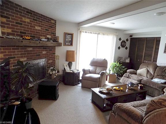 4th image of 1704 W 29th St